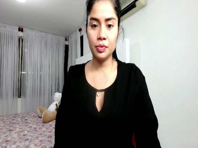 Live sex webcam photo for Einnyn_sweet #268757937