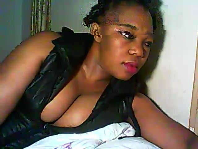 Live sex webcam photo for AfriPrincess #268774403