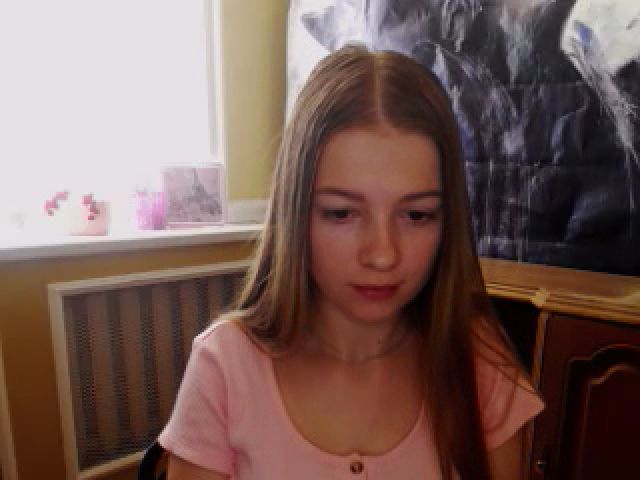 Live sex webcam photo for EmiStern #268761434