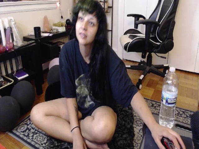 Live sex webcam photo for YourDruidess #268758343