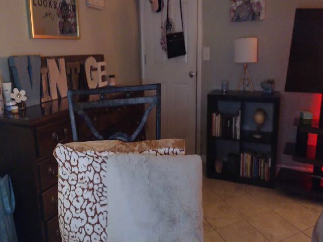 Live sex webcam photo for OhYesCeleste #268763240