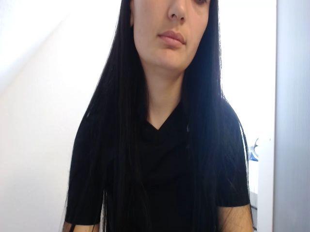 Live sex webcam photo for hello_its_me5 #268768842