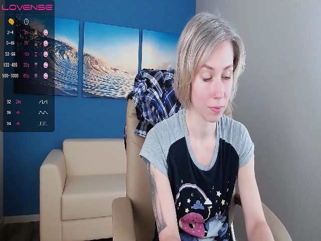 Live sex webcam photo for AnitaSpicy #268759828