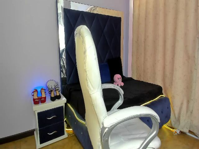 Live sex webcam photo for Marshal_k #268766997