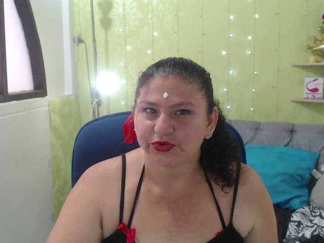 Live sex webcam photo for Sashaxx1 #268765691