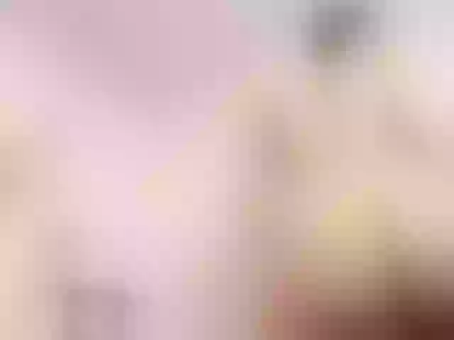 Live sex webcam photo for Mia-Spencer #268755030