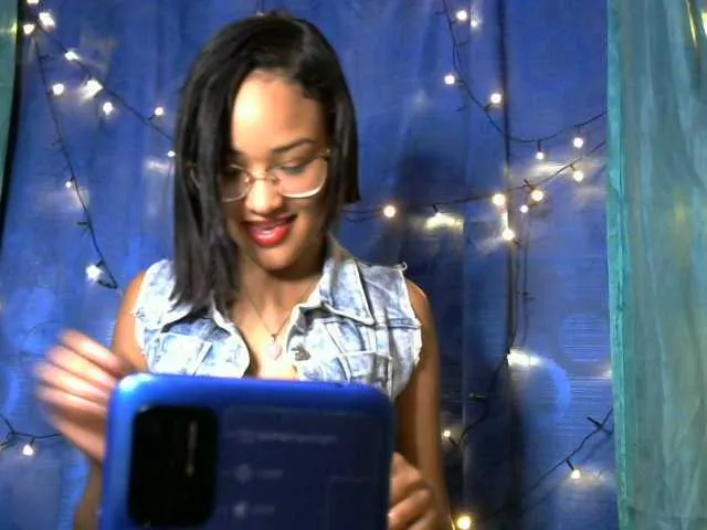 Live sex webcam photo for caramelocanel #268756097