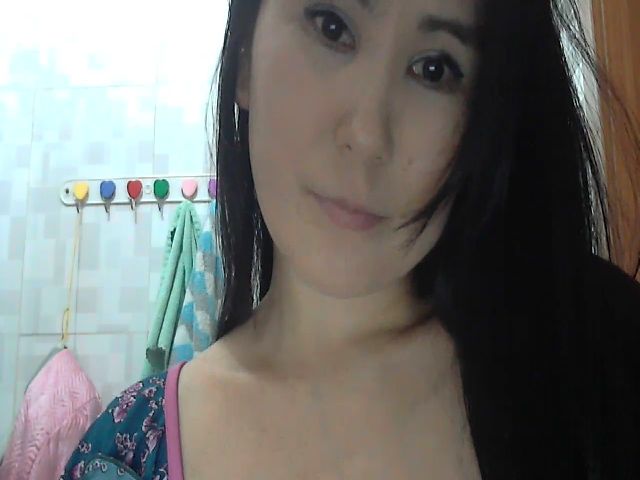 Live sex webcam photo for SweetYuna #268764042