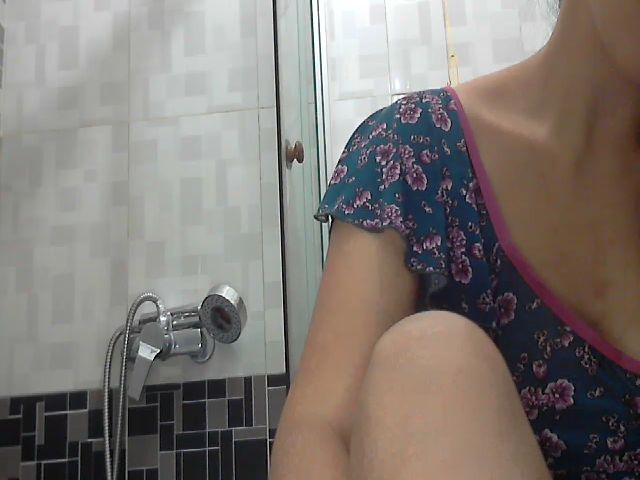 Live sex webcam photo for SweetYuna #268767794