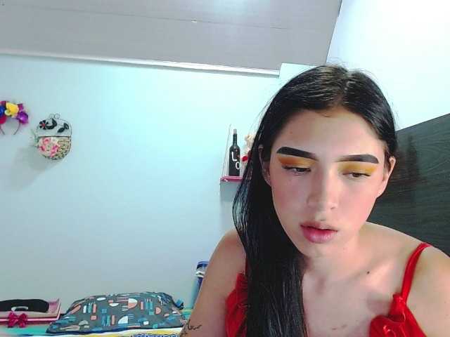 Live sex webcam photo for littlesuggar2 #268755491