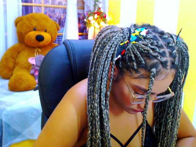 Live sex webcam photo for Eloveskamy #268783012