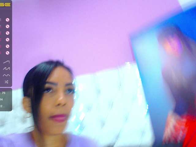 Live sex webcam photo for SammCherry #287929894