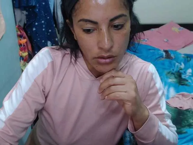 Live sex webcam photo for KattleyaGrey #268787481
