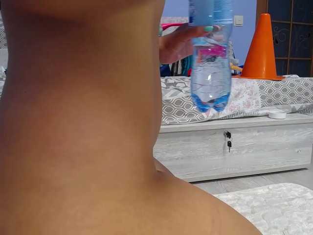 Live sex webcam photo for AlisaFist #268786480