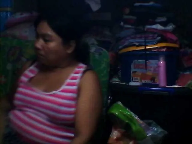 Live sex webcam photo for princess4uxx #268787575