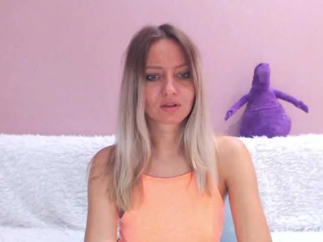 Live sex webcam photo for Gamora- #268776592