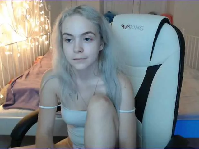Live sex webcam photo for Milahskasa #268792268