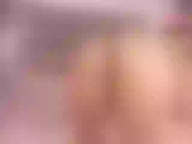 Live sex webcam photo for CarolaSallow #268791958