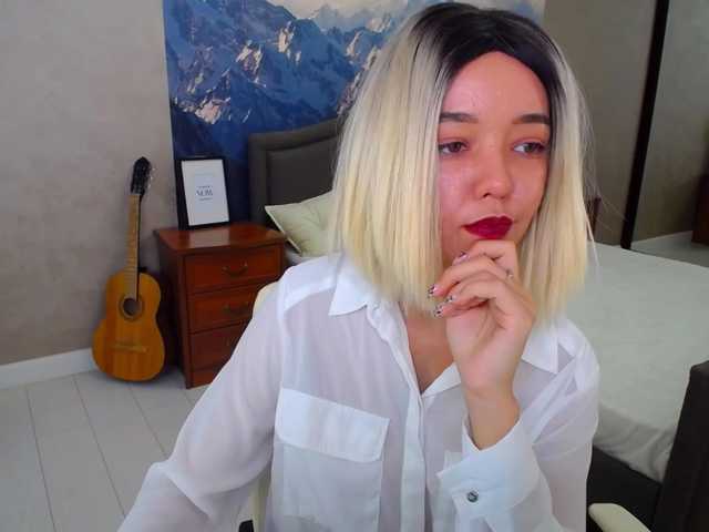 Live sex webcam photo for OutOfControl #268782937