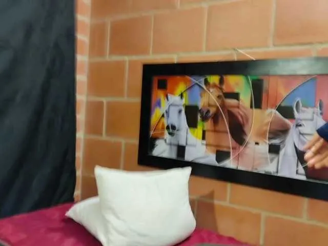 Live sex webcam photo for Jesse-n-Bryan #268776313
