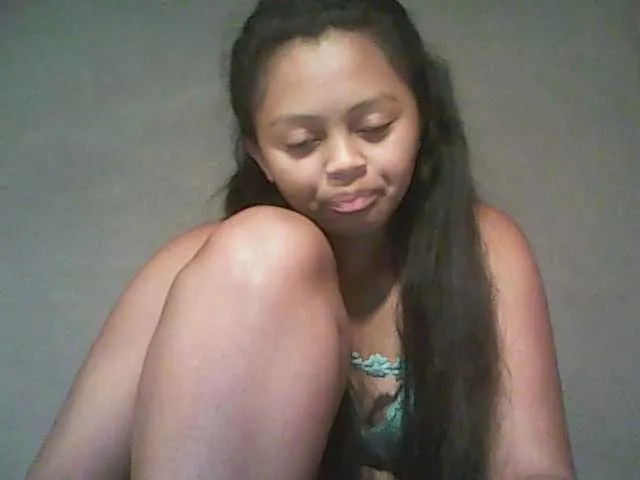 Live sex webcam photo for Mayah1 #268792953