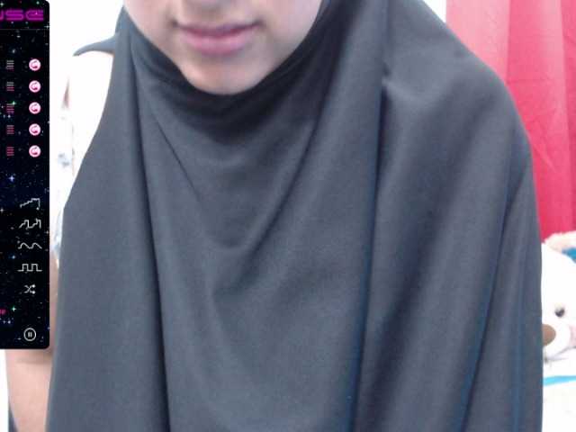 Live sex webcam photo for NumaAsun #268793768