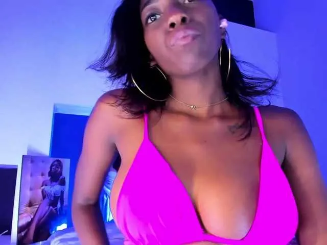 Live sex webcam photo for ChannySmalls #268777039