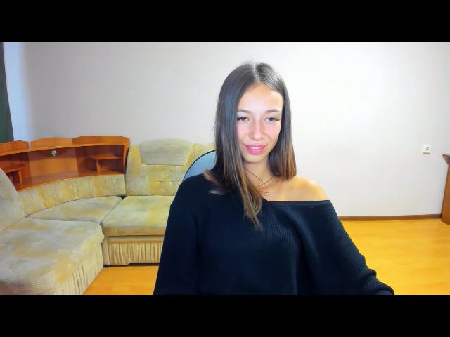 Live sex webcam photo for LucySlim #268789634