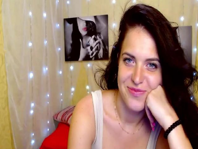 Live sex webcam photo for Antonia_W_ #268788094