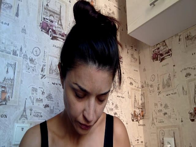 Live sex webcam photo for JolyBoss #268784031