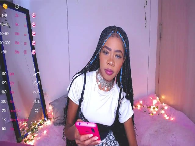 Live sex webcam photo for Aria_brown_ #268794123