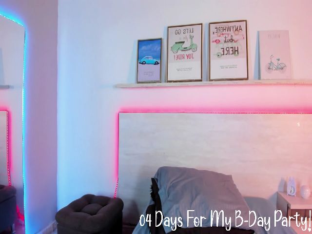 Live sex webcam photo for Sophia_Ferrer #268797702