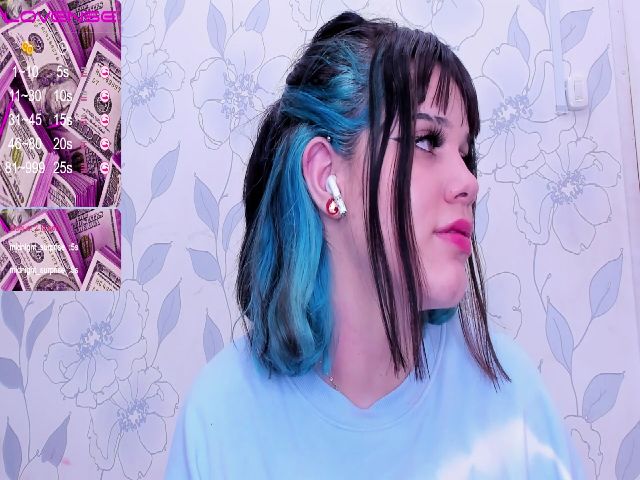 Live sex webcam photo for DanaBlush #268785344