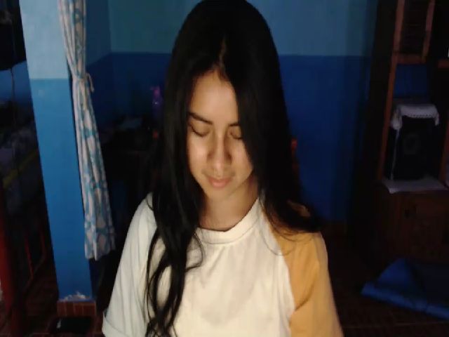 Live sex webcam photo for Hairy_Young1 #268776032