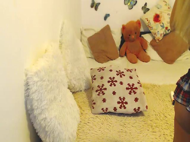 Live sex webcam photo for VerraSweet4U #268797988