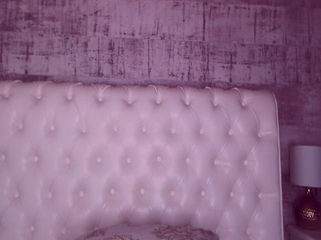 Live sex webcam photo for Sona_Bambina #268780851