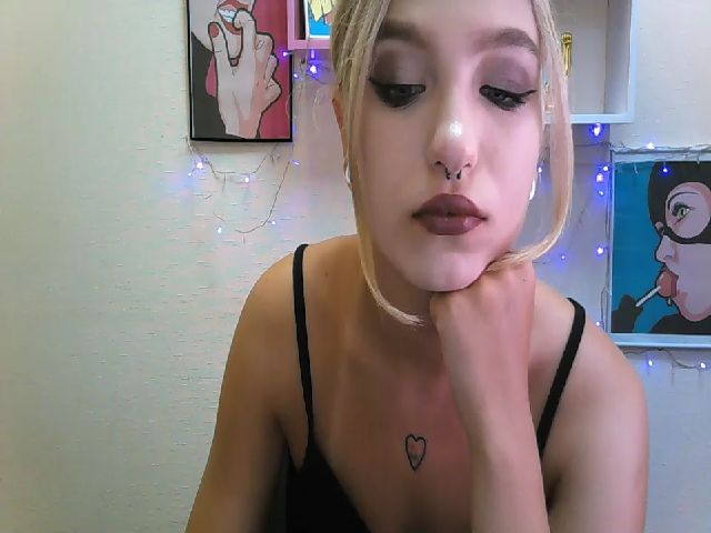 Live sex webcam photo for Isabe_lla #268783261