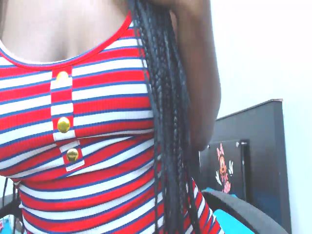 Live sex webcam photo for DIANA_STEVEN #268785299