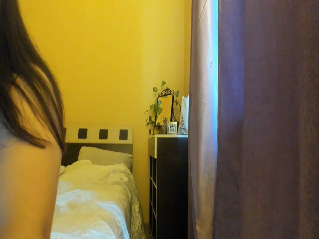 Live sex webcam photo for takecareofme #268788843