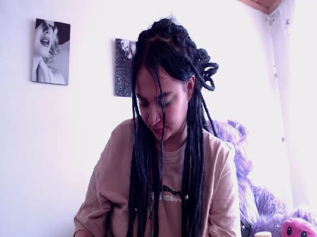 Live sex webcam photo for NinaFeliu #268793873