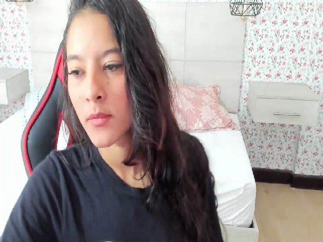 Live sex webcam photo for Vanesa_torres #268789878