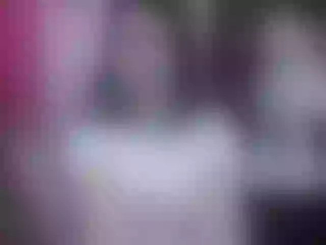Live sex webcam photo for hanna-queen21 #268776958