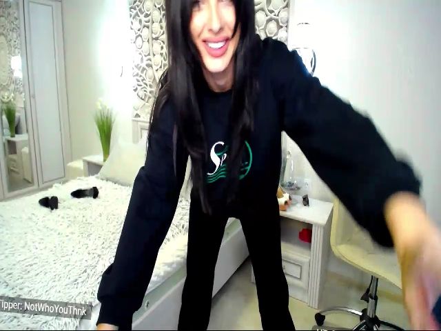 Live sex webcam photo for VivianaLily #268791095