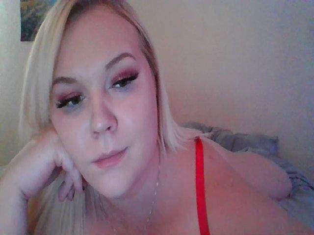 Live sex webcam photo for DAISYEM #268778896