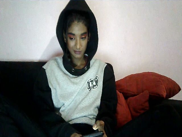 Live sex webcam photo for dirtyrissa69 #268778599