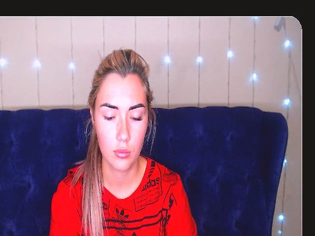 Live sex webcam photo for TrishKlein #268785258