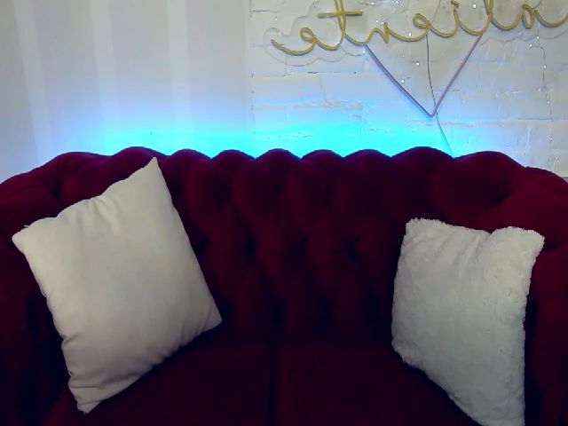 Live sex webcam photo for ReginaVin #268784079