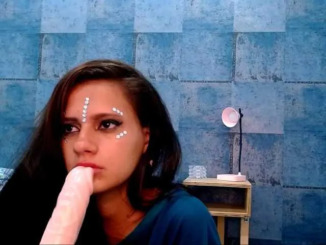 Live sex webcam photo for ariannahotx #268777249
