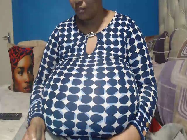 Live sex webcam photo for EbonyxBBW #268795446