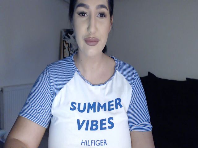 Live sex webcam photo for SelmaAzmani1 #268790460